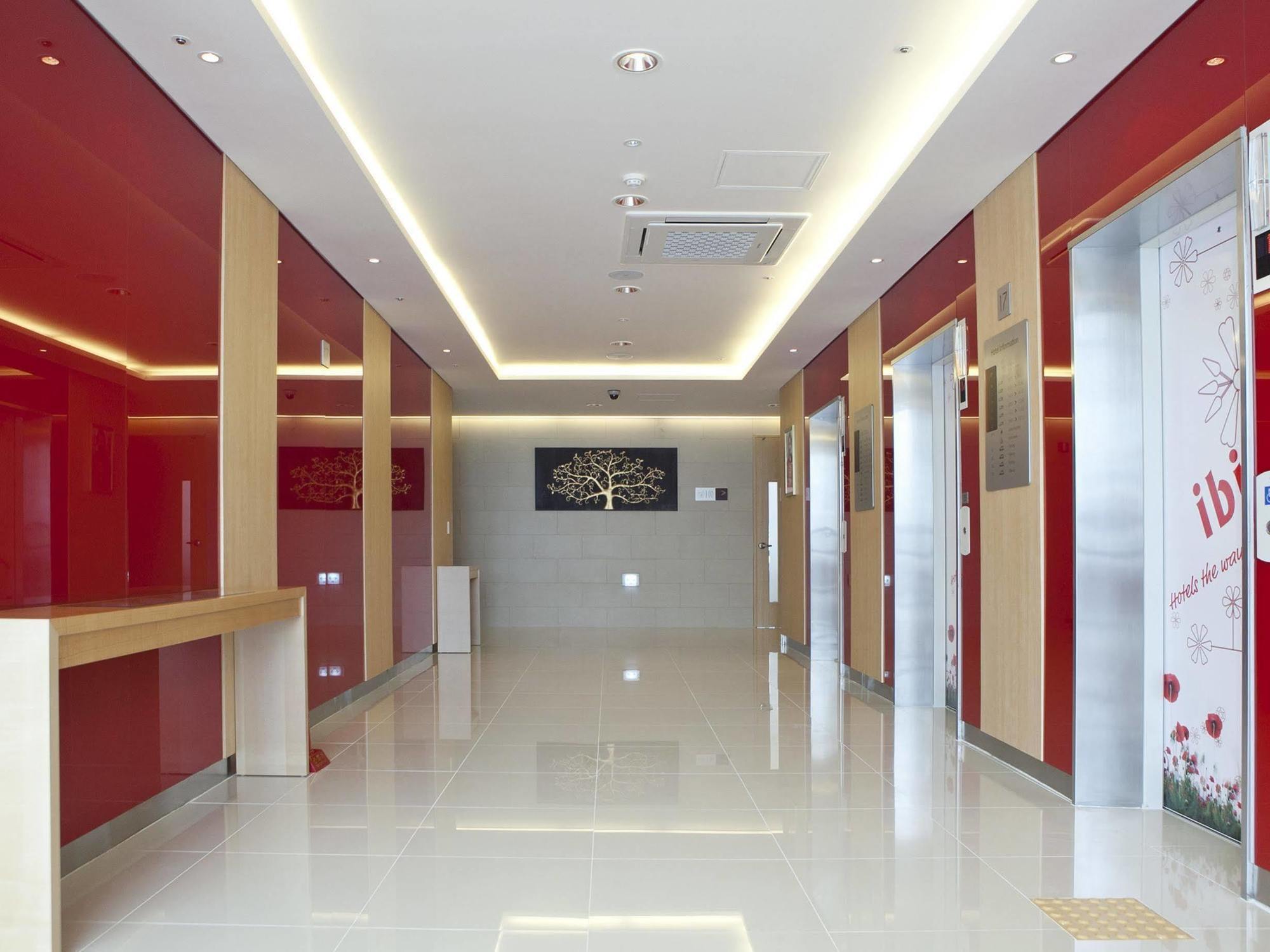 Ibis Ambassador Busan City Centre Ngoại thất bức ảnh
