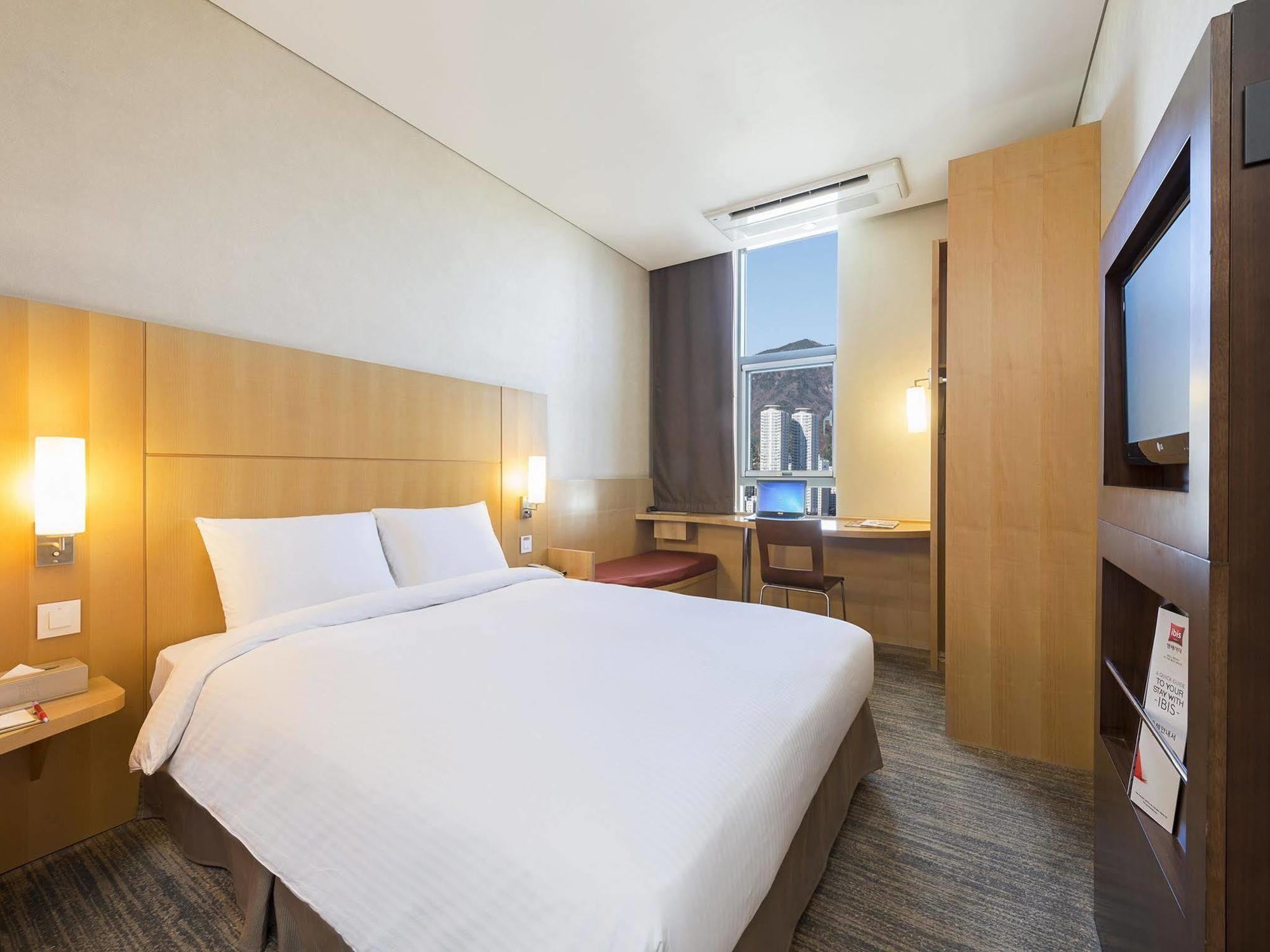 Ibis Ambassador Busan City Centre Ngoại thất bức ảnh